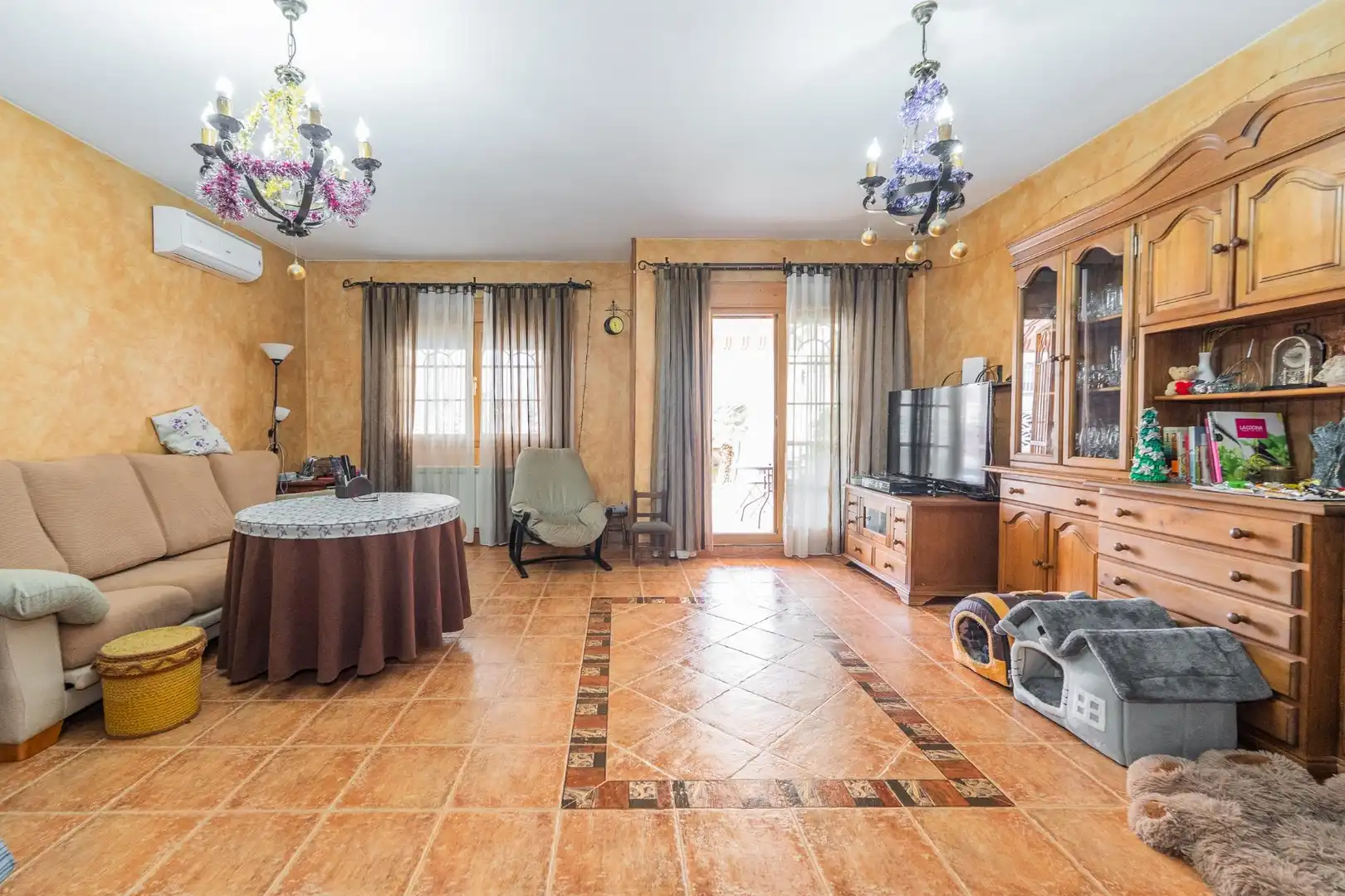 Casa adosada en venta en Calle Calle de Príncipe de Asturias, 19, Las Lomas