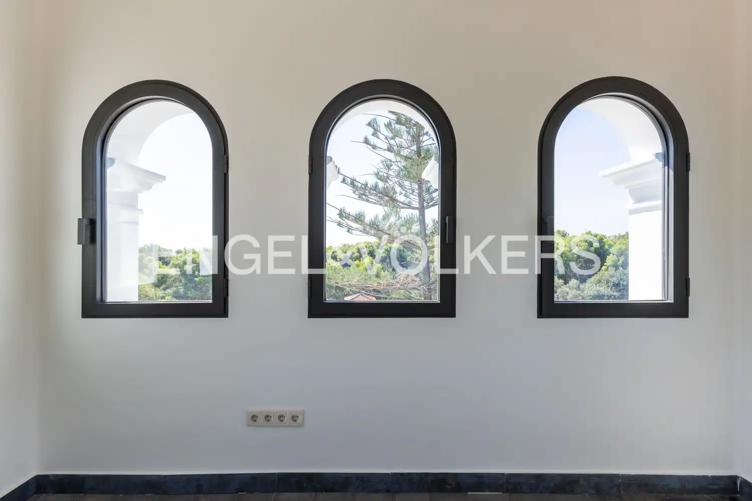 Casa o xalet de lloguer a Avinguda Acàcies, Campolivar