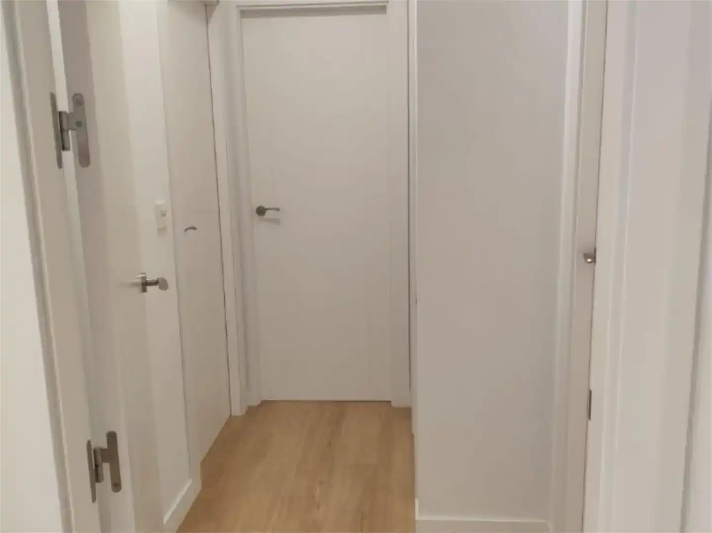 Flat for rent in  Granada Capital  with Air Conditioner and Balcony