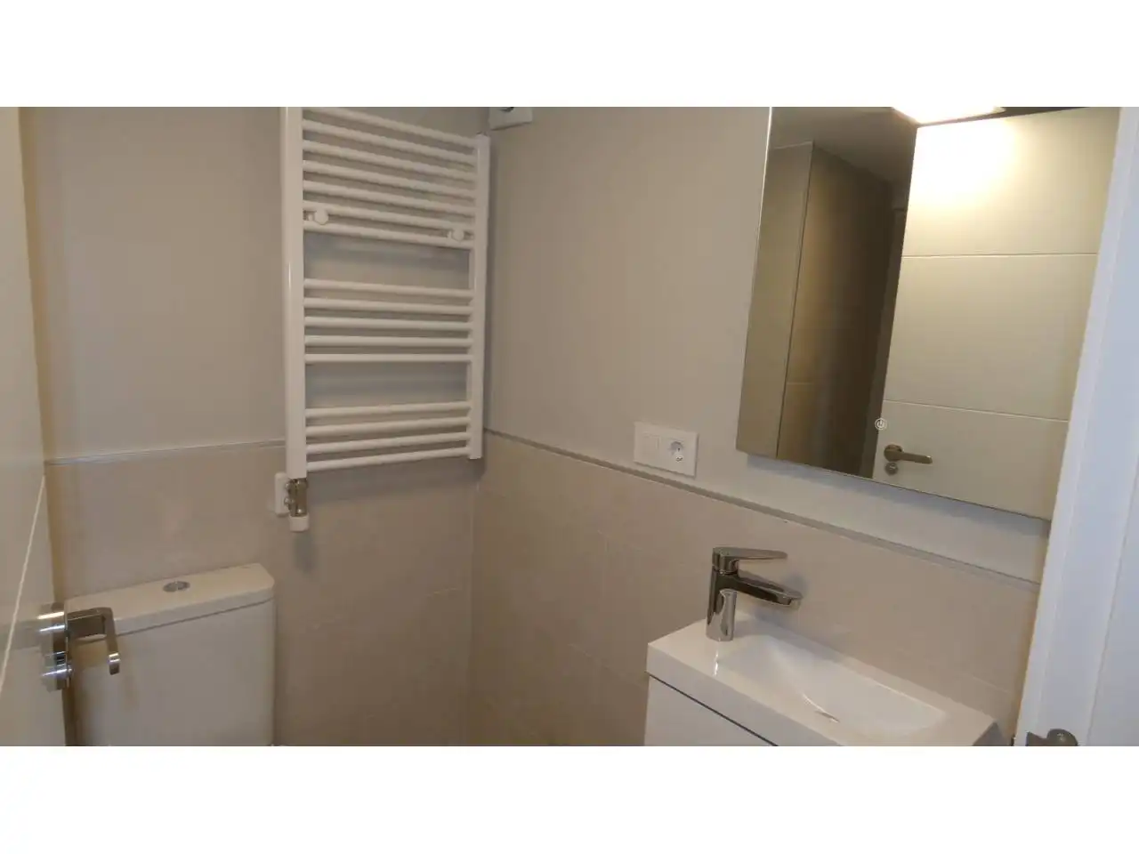 Baño de Apartamento de alquiler en Toledo con Aire acondicionado, Calefacción y Amueblado