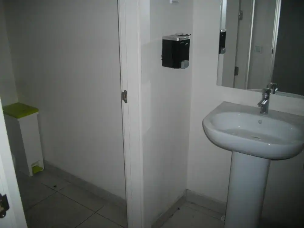 Commercial properties for rent in Calle BLASCO DE GARAY, Gaztambide