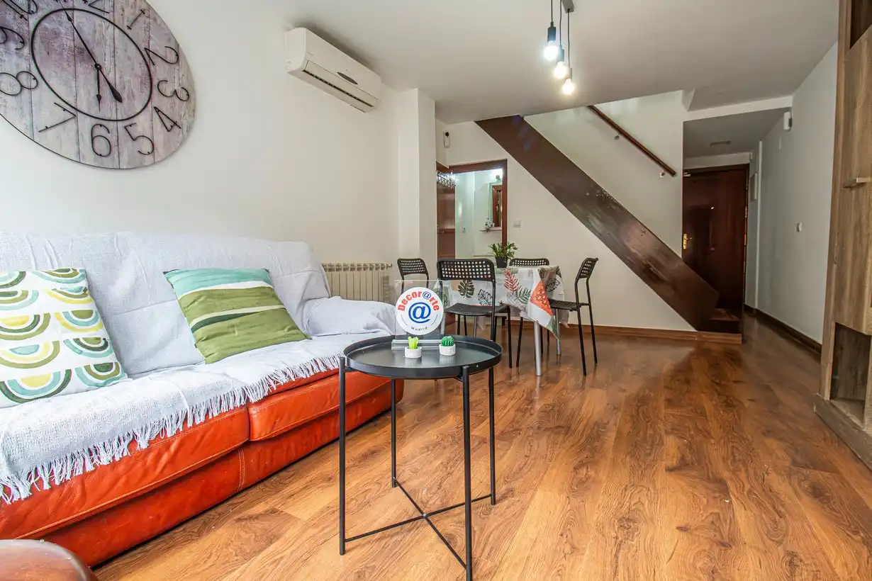 Living room of Houses for rent in Madrid  with Air Conditioner, Heating and Private garden