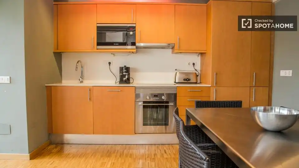 Habitació a Sant Gervasi- Galvany