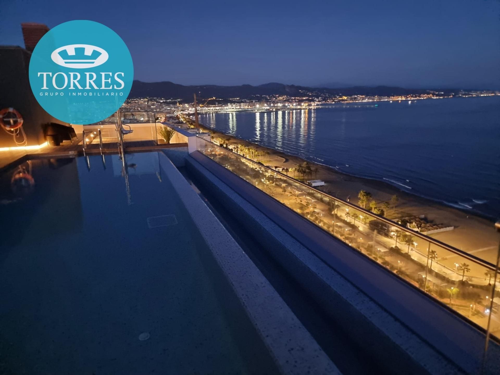 Swimming pool of Flat for sale in Málaga Capital  with Terrace, Storage room and Community pool