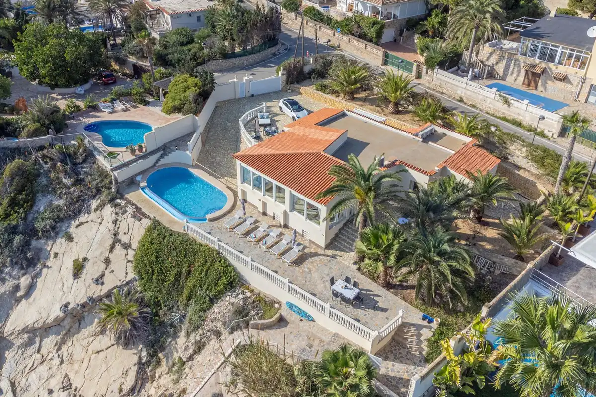 Exterior view of Houses for rent in El Campello  with Terrace, Swimming Pool and Furnished