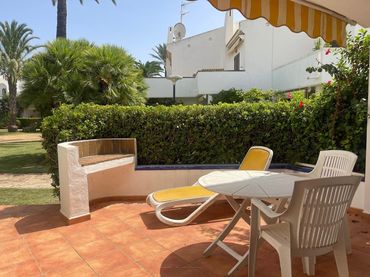 Adossat amb piscina en venda a Las Marinas / Les Marines