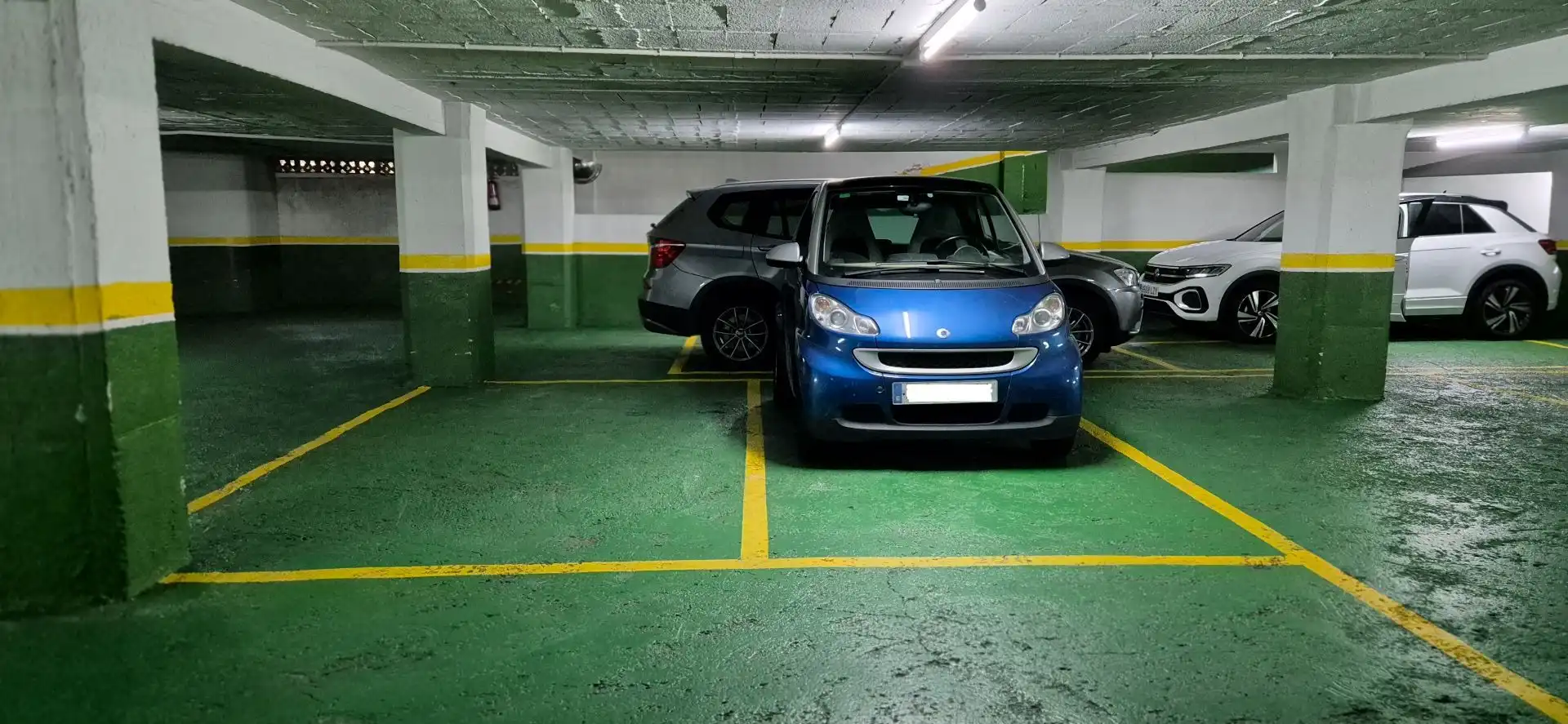 Parkplatz von Wohnung zum Verkauf in Vigo  mit Heizung und Abstellraum