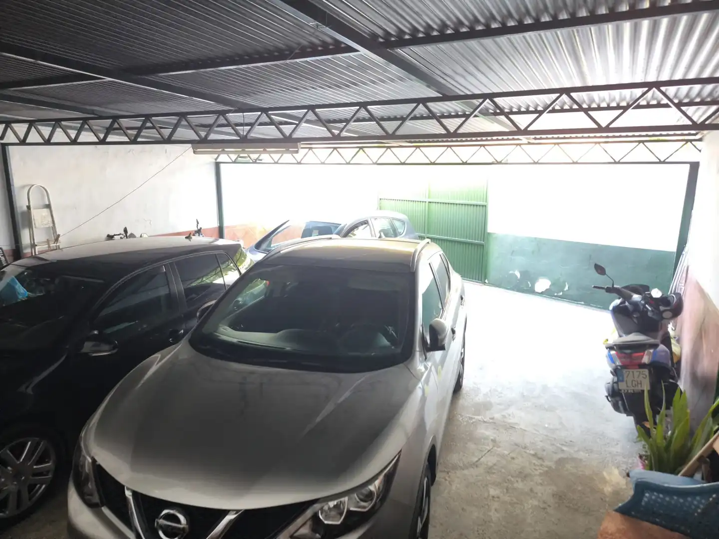 Parking of Detached homes for sale in Marbella  with Parquet flooring, Terrace and Oven