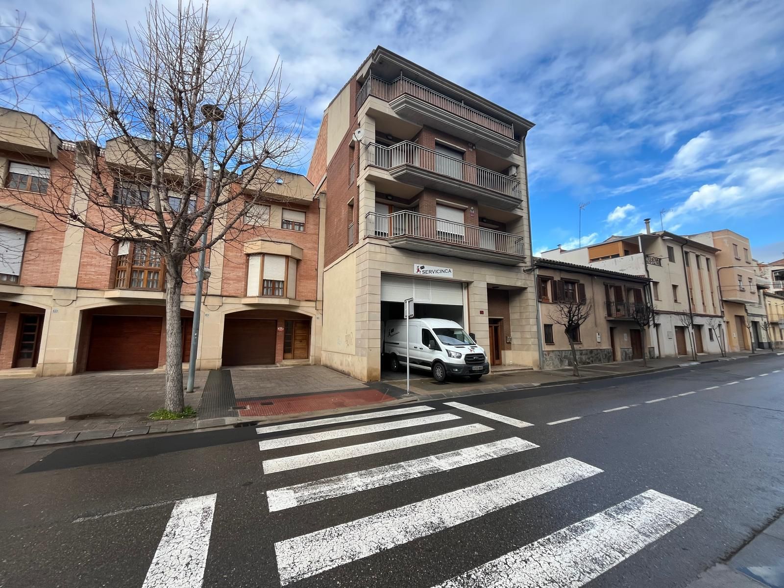 Vista exterior de Piso en venta en Monzón con Calefacción y Terraza