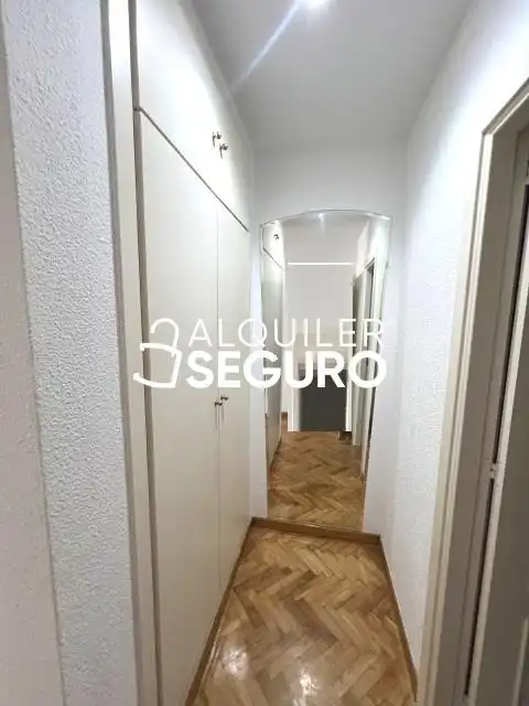 Flat for rent in Madrid  with Heating