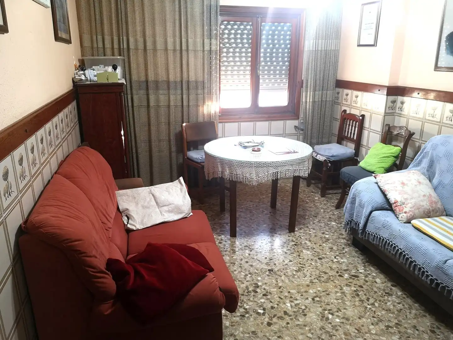 Sala d'estar de Casa adosada en venda en Alzira amb Terrassa, Traster i Moblat