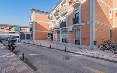 Exterior view of Flat for sale in Armilla  with Balcony