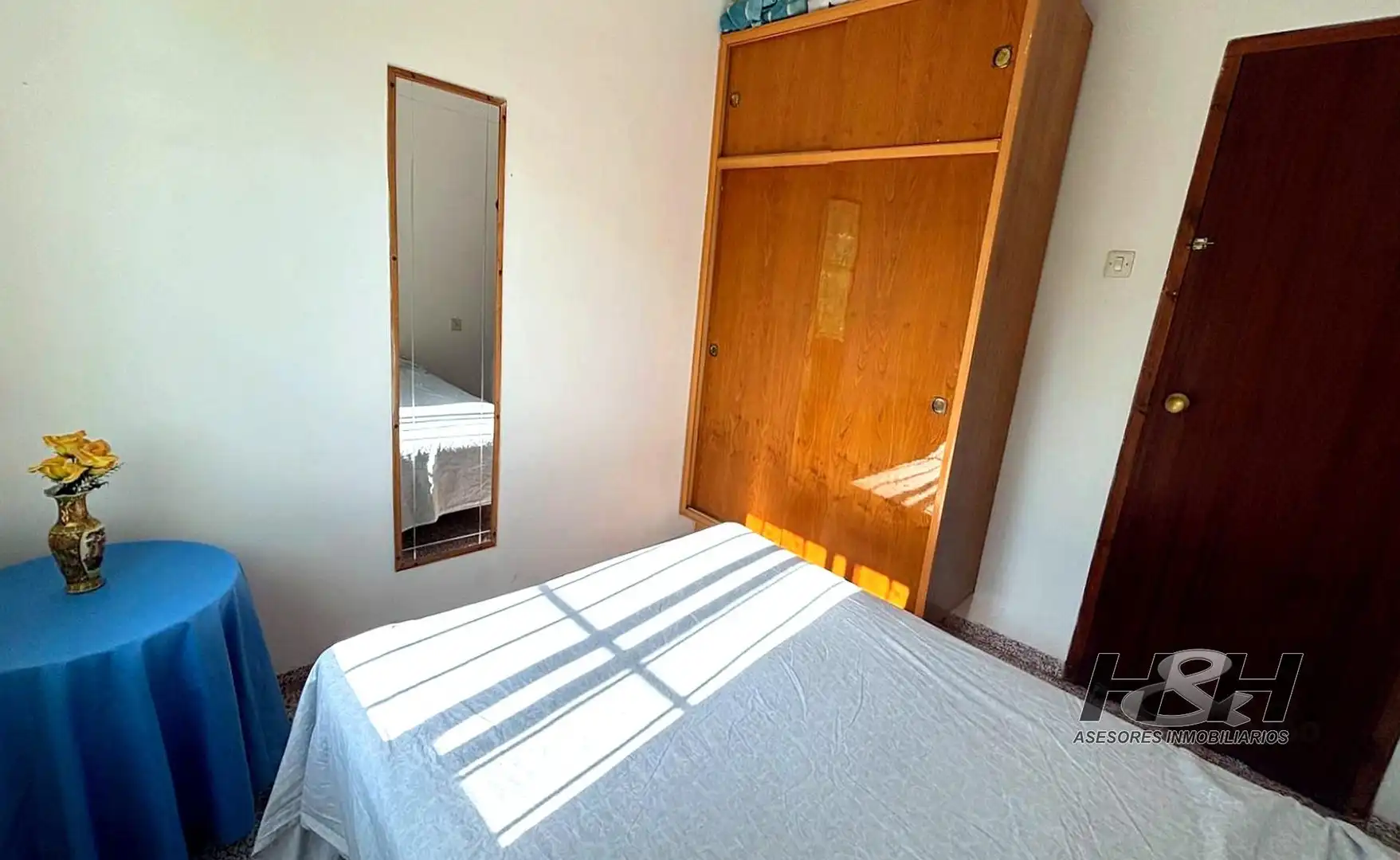 Dormitori de Casa o xalet en venda en Godella amb Jardí privat i Terrassa