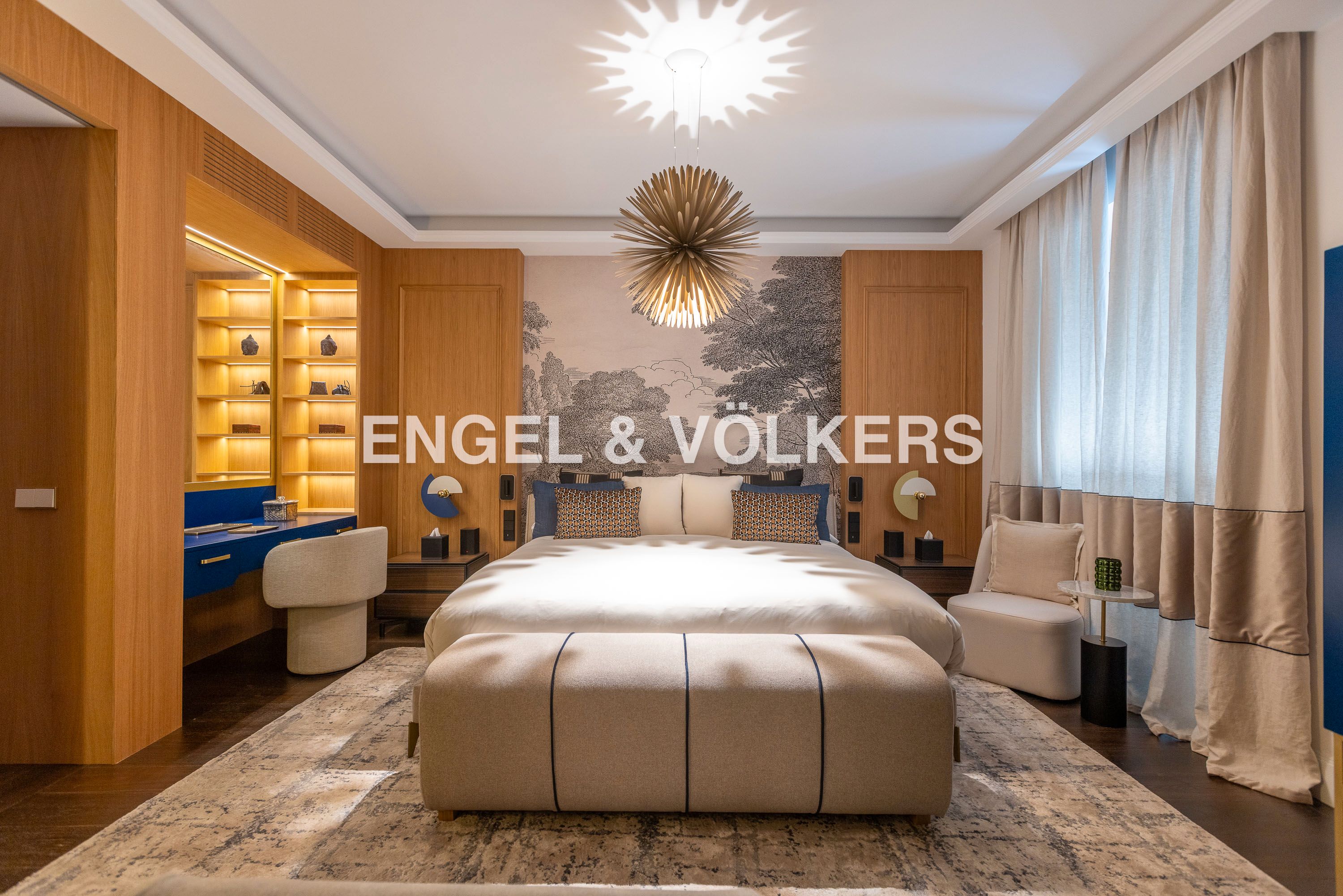 Living room of Apartment for sale in  Sevilla Capital  with Air Conditioner, Heating and Storage room