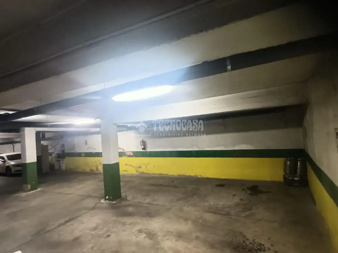 Aparcament de Garatge en venda en Badajoz