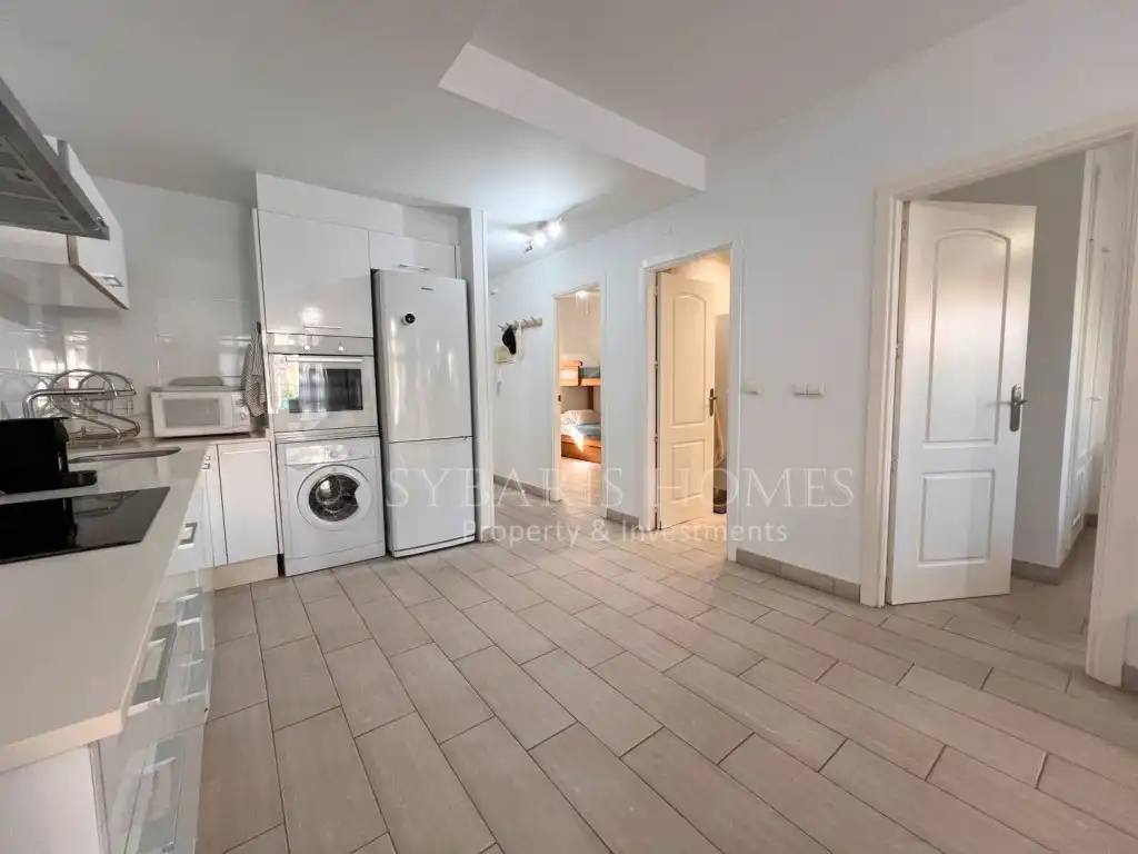 Apartments for sale in Carrer Llac Baikal, 3, L'Almadrava - L'Estanyó