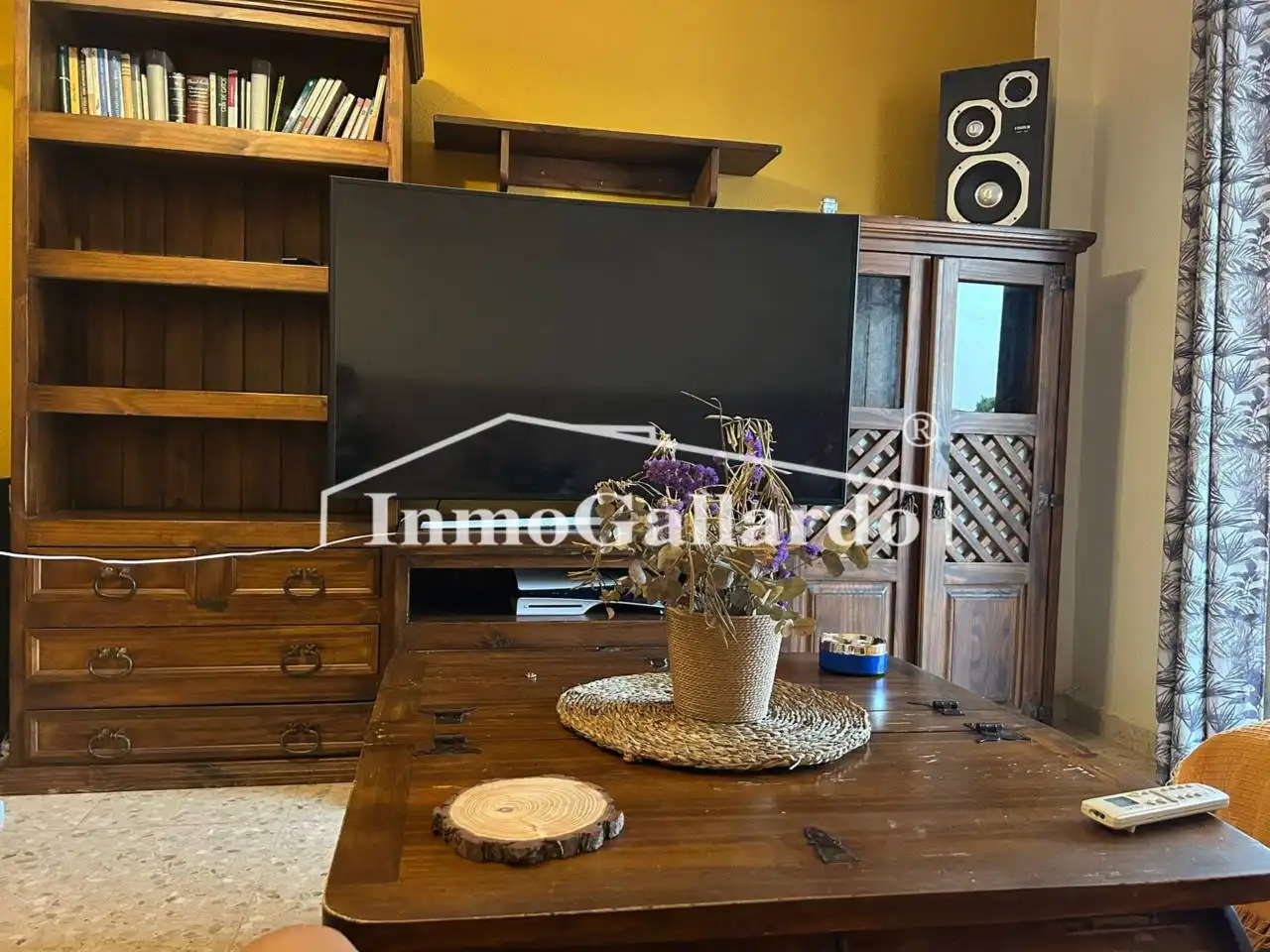 Sala de estar de Piso en venta en Rincón de la Victoria con Terraza y Piscina comunitaria