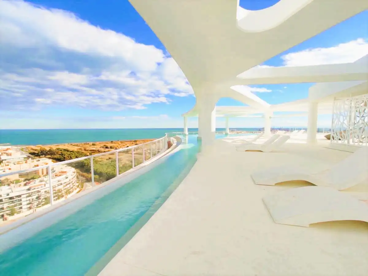 Appartement compact avec piscine à vendre à Carrer de la Flor del Taronger