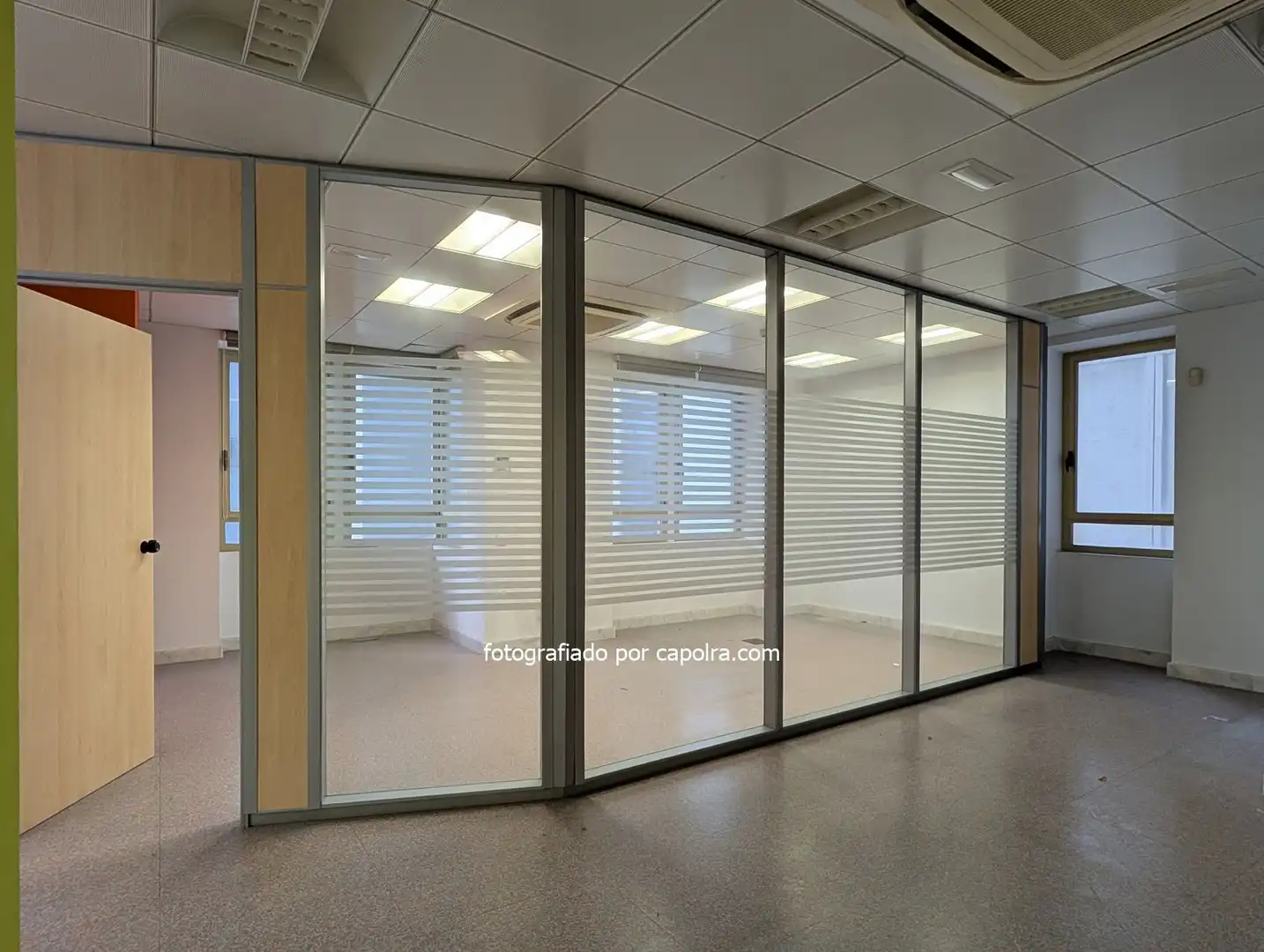 Büro zum Verkauf in Barcelona mit Klimaanlage und Heizung