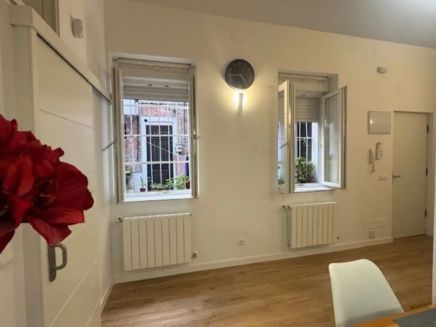 Habitación de Piso de alquiler en Madrid con Calefacción y Alarma