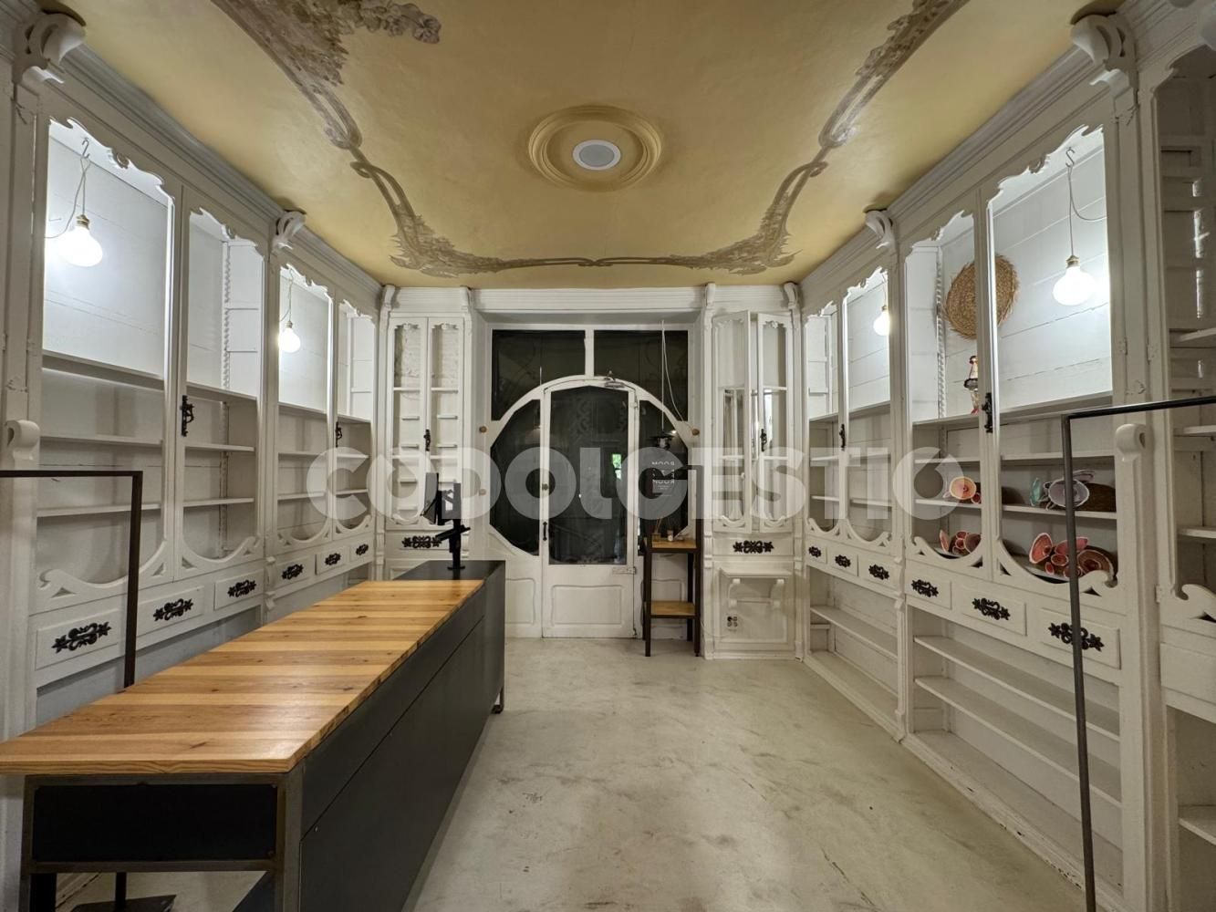 Premises for sale in Torelló