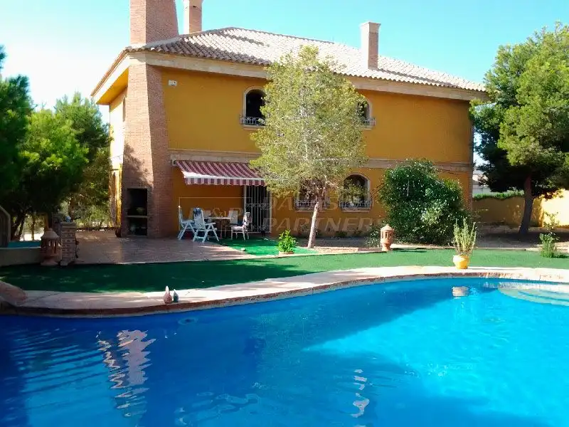 Jardí de Edifici en venda en Rojales