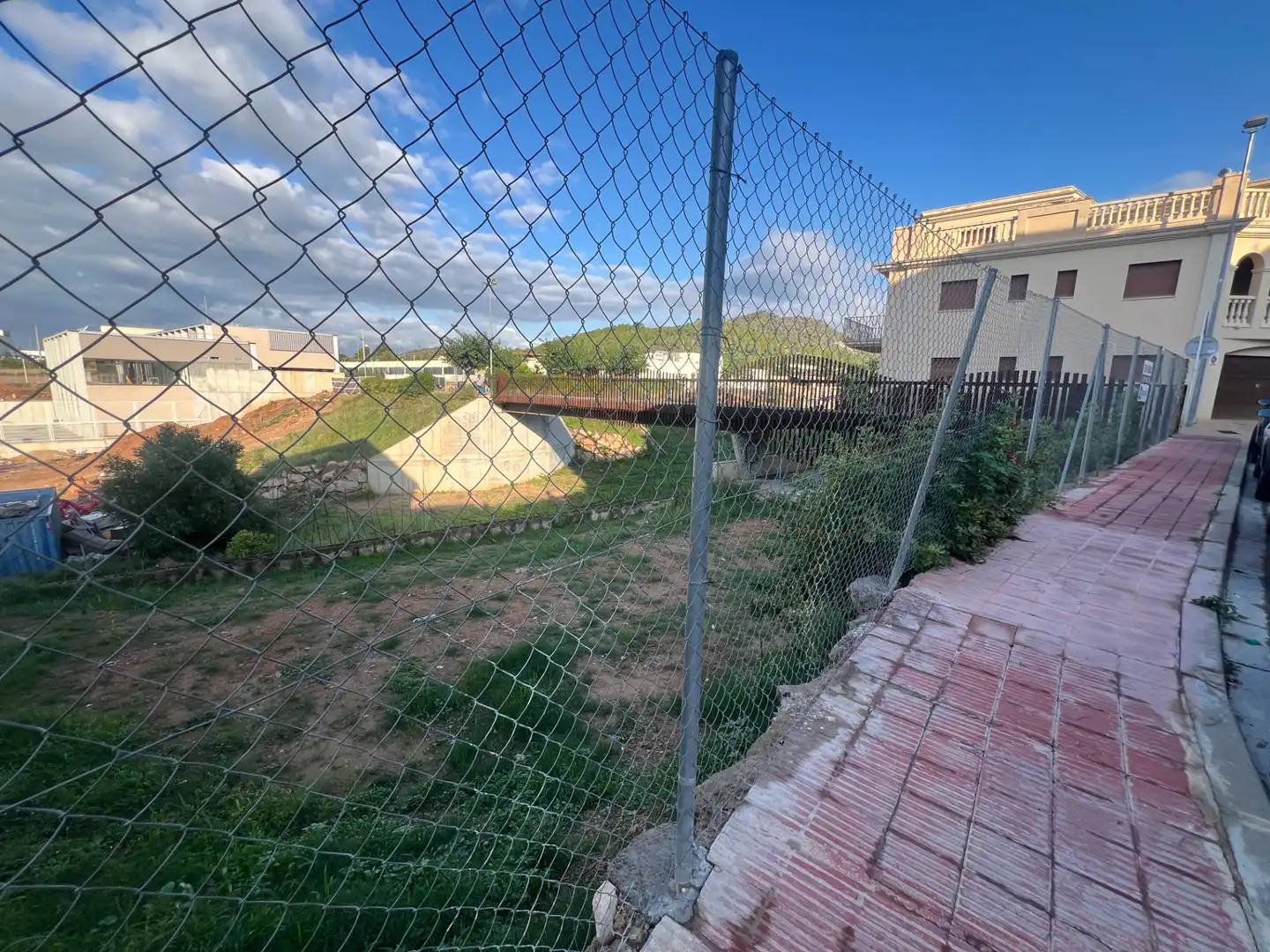 Terreny residencial en venda a Carrer Barà 10