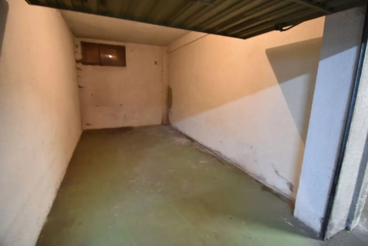 Garaje en venta en Bergara