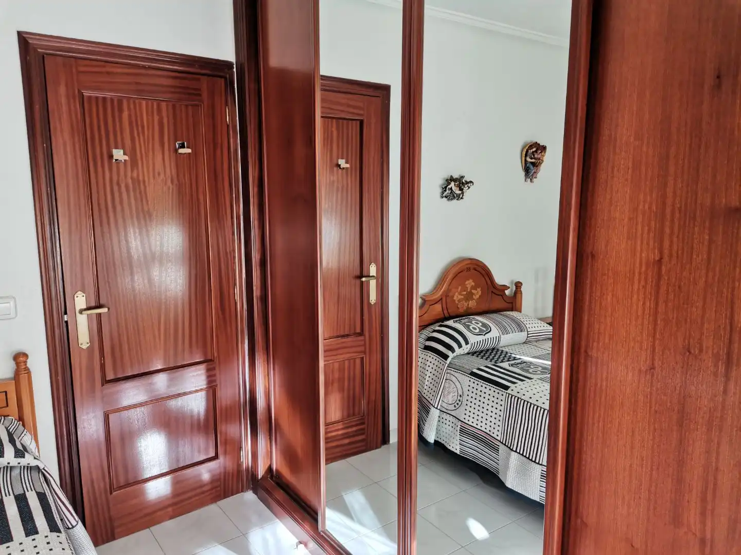 Schlafzimmer von Wohnung zur Miete in Noja mit Heizung, Privatgarten und Terrasse