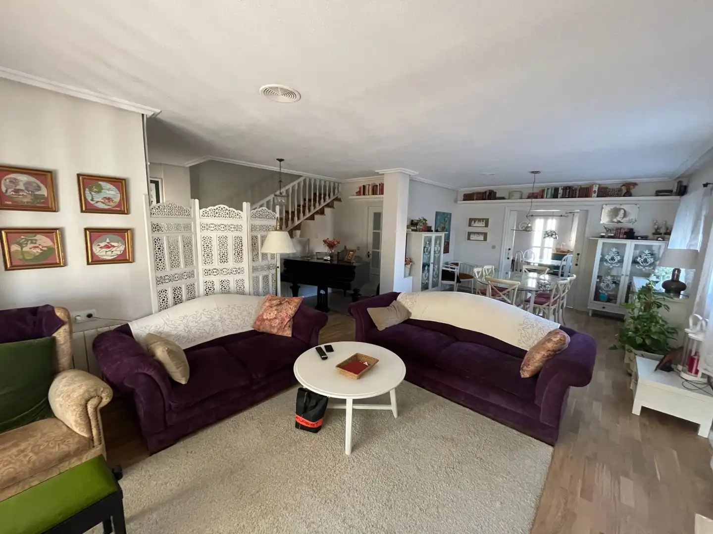 Sala d'estar de Casa o xalet en venda en Murcia amb Aire condicionat, Calefacció i Jardí privat