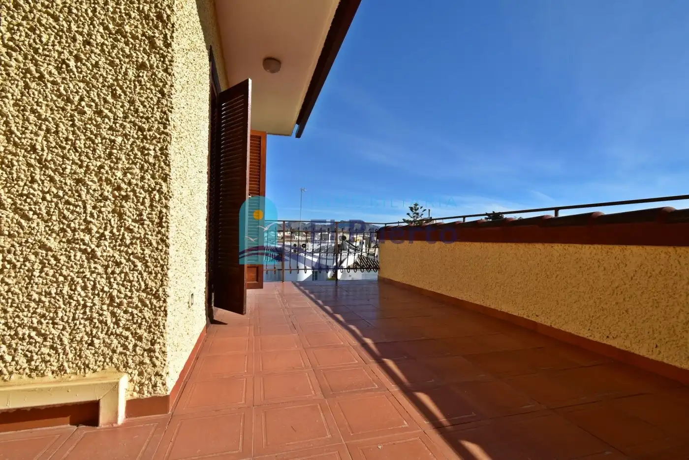 Vista exterior de Casa o xalet en venda en Mazarrón amb Aire condicionat, Calefacció i Jardí privat