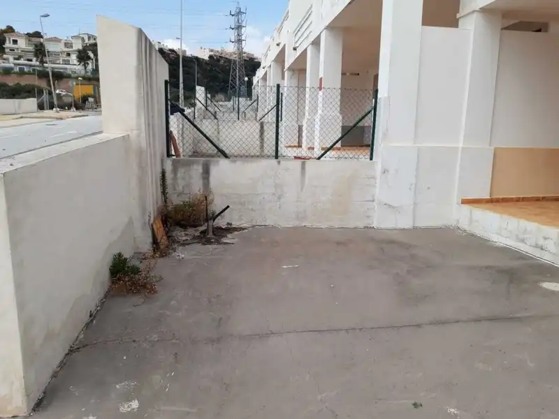 Aparcament de Apartament en venda en Cártama amb Jardí privat