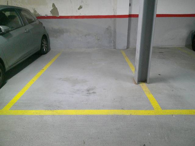 Garaje en Alquiler en Carrer de Mossèn Jacint Verdaguer, 65 en Centre