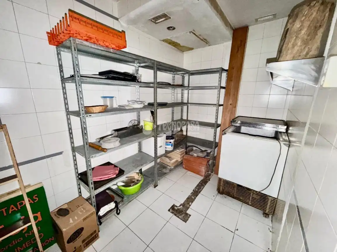 Local en venta en León Capital  con Calefacción