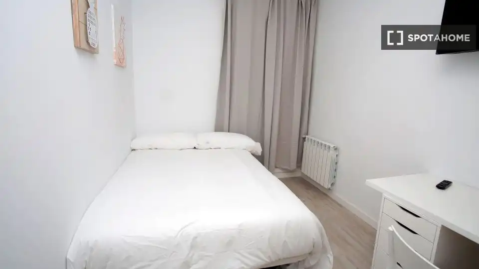 Room in Sol