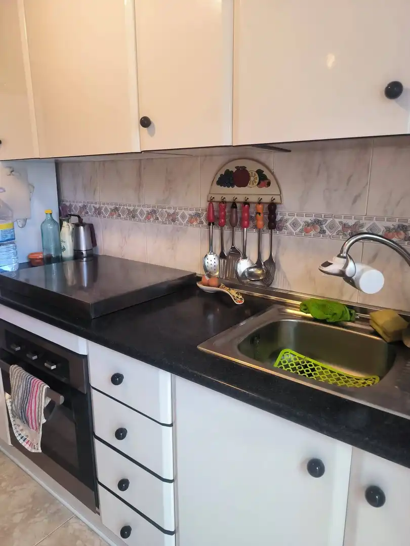 Cuina de Casa o xalet en venda en Los Alcázares amb Aire condicionat, Terrassa i Moblat