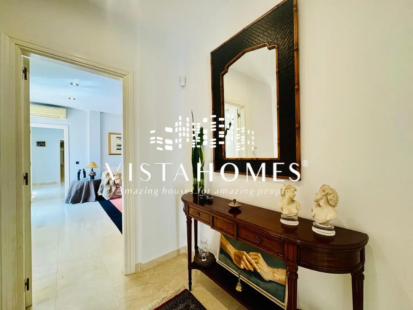 Houses for sale in Ciudalcampo  with Air Conditioner, Heating and Private garden