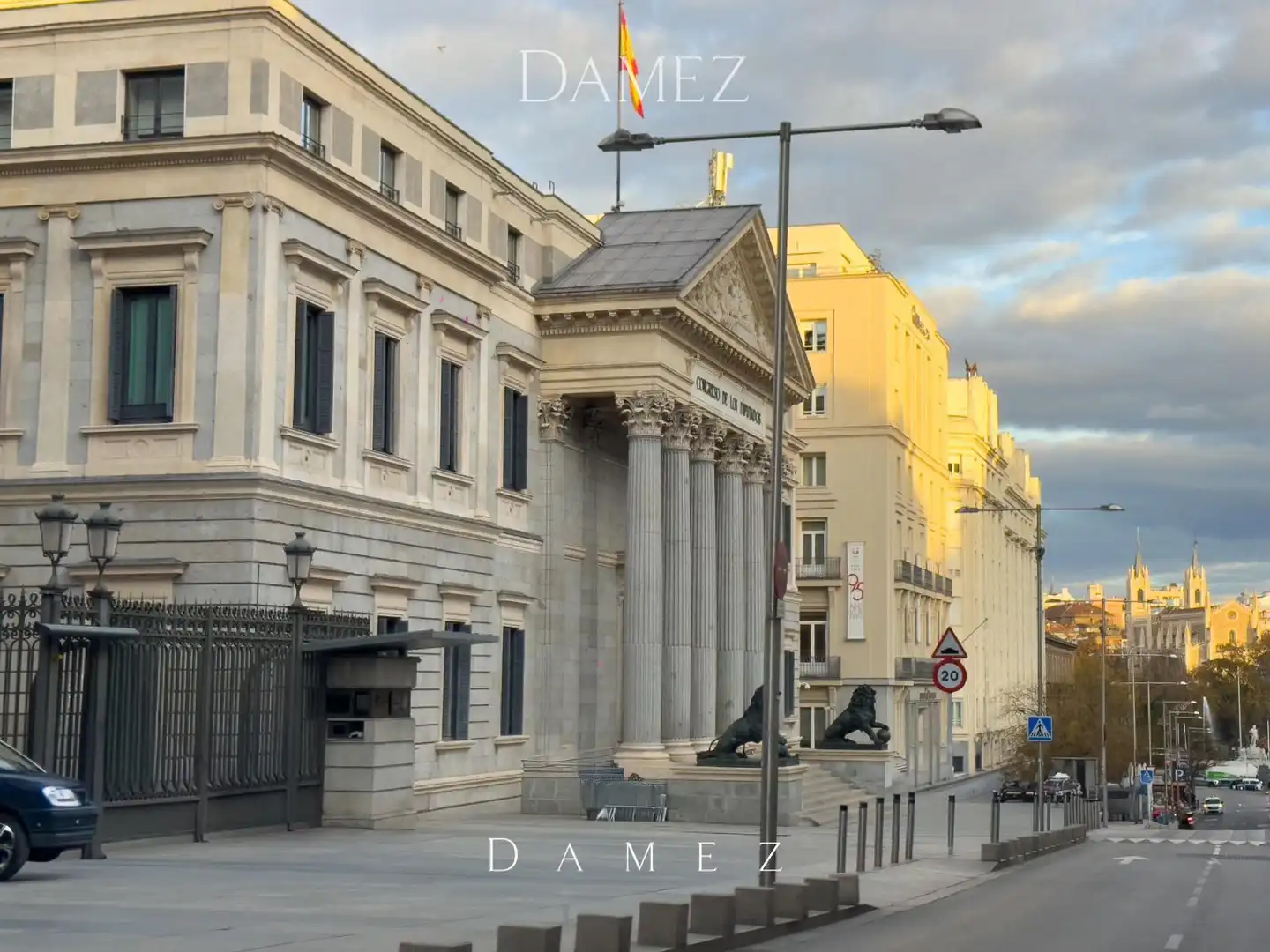 Vista exterior de Piso en venta en Madrid con Aire acondicionado y Amueblado