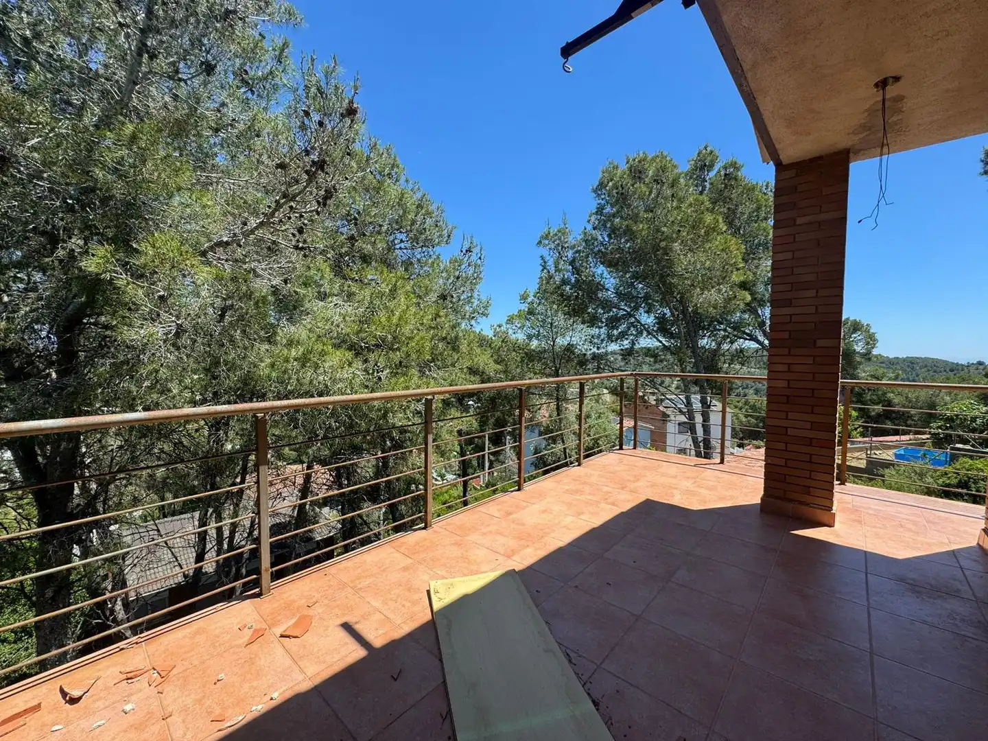 Terrassa de Casa o xalet en venda en Canyelles amb Terrassa i Alarma