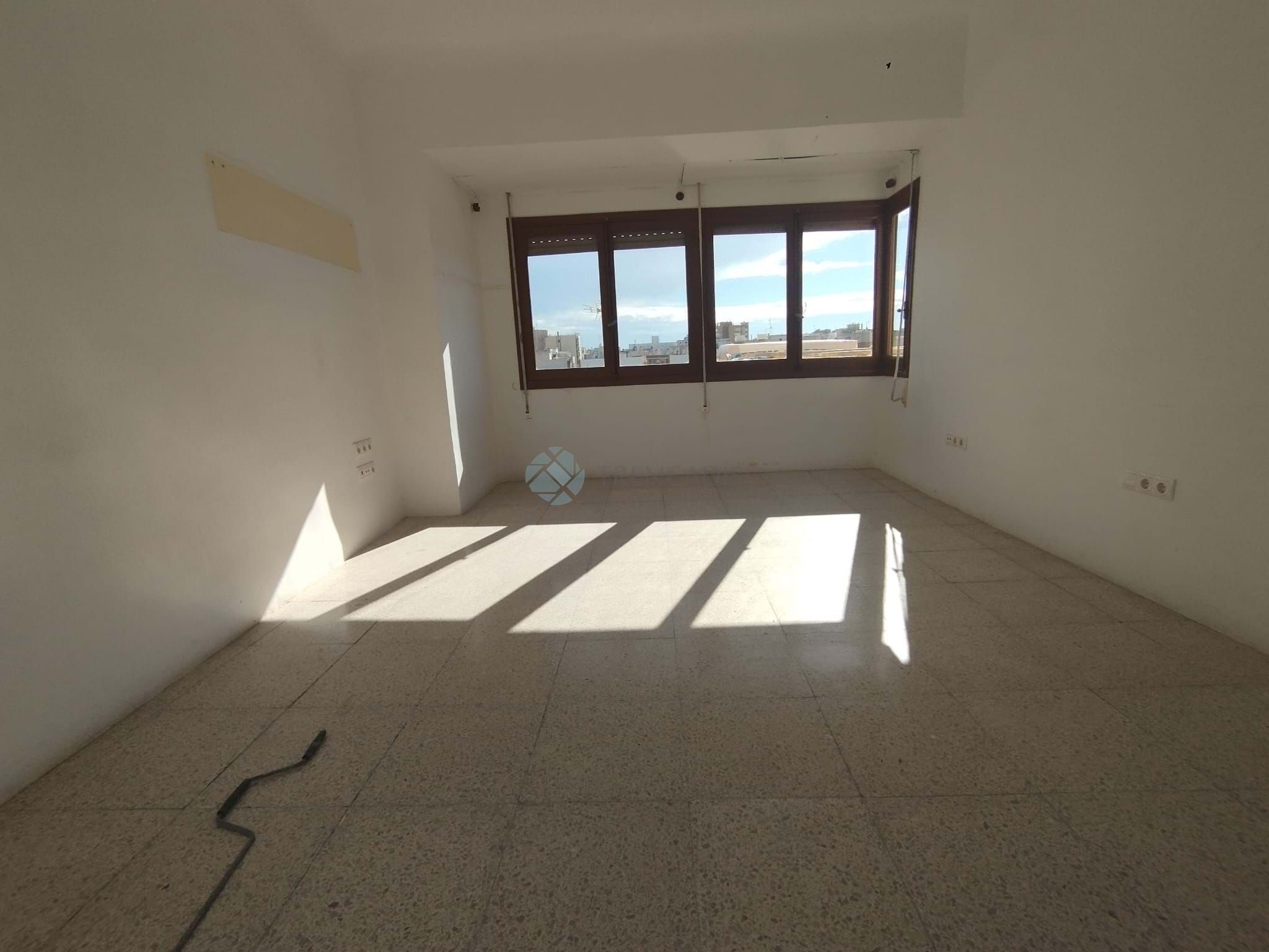 Flat for sale in C/ Mercado N  Pl, Centro