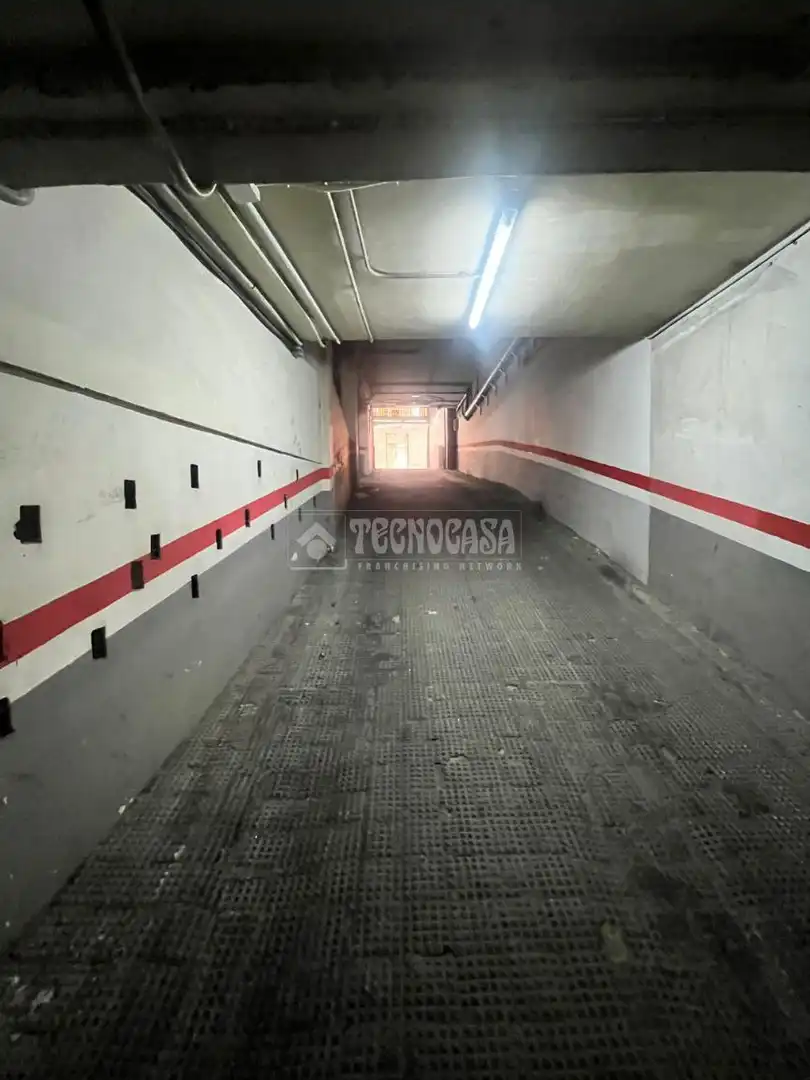 Einzelparkplatz zur Miete in Centro, imagen 8