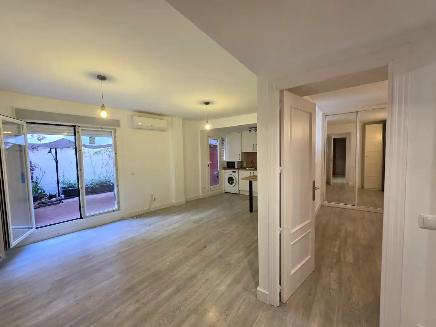 Piso de alquiler en Del Chaparral, Centro Urbano