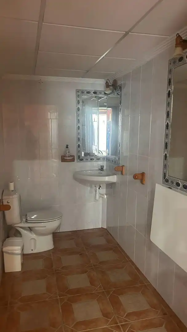 Baño de Local de alquiler en Murcia