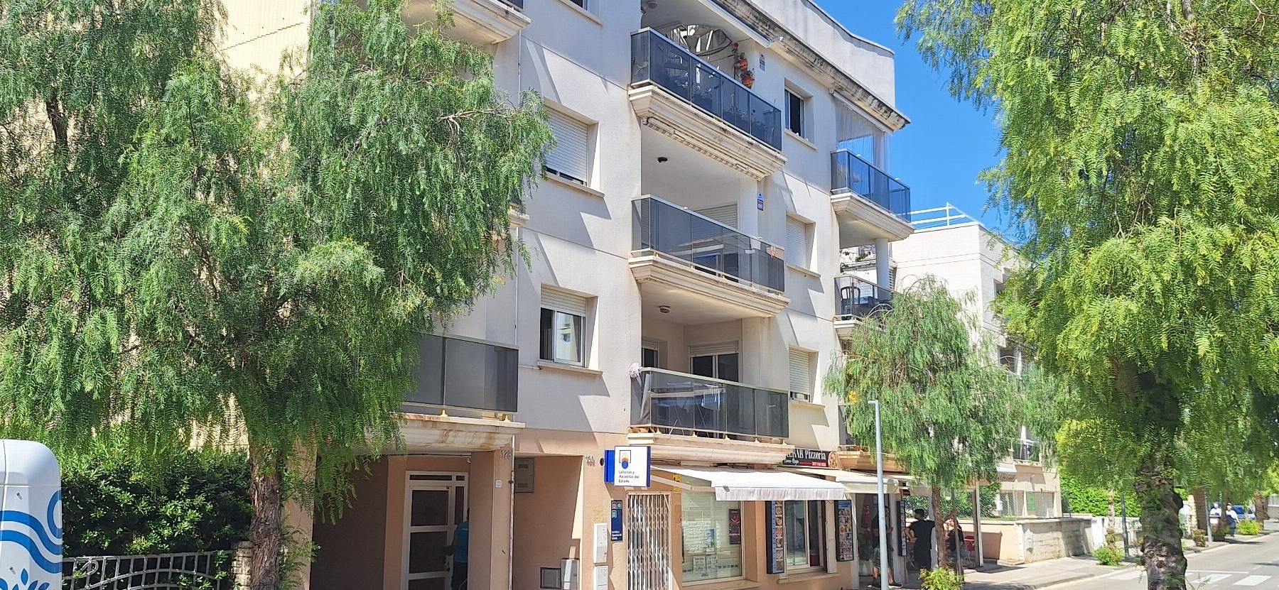 Exterior view of Apartment for sale in El Vendrell  with Community pool