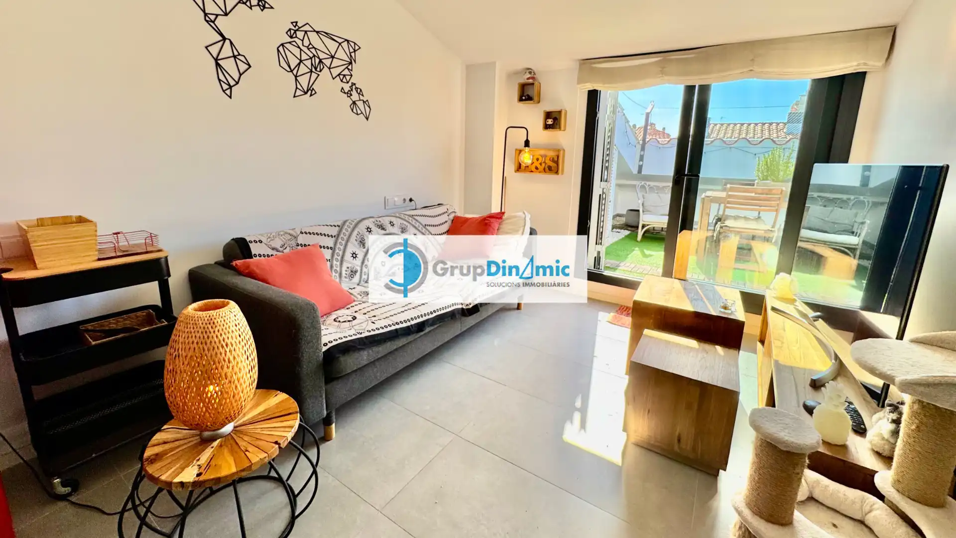 Sala de estar de Dúplex en venta en Palamós con Calefacción, Terraza y Amueblado