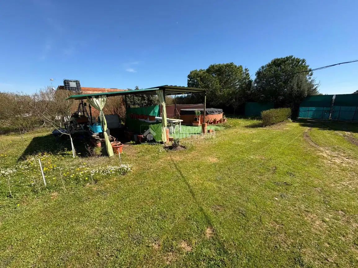 Country homes for sale in Badajoz  with Private garden and Terrace