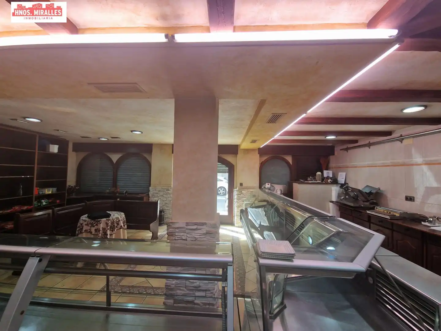 Local en venta en Elche / Elx con Aire acondicionado y Amueblado