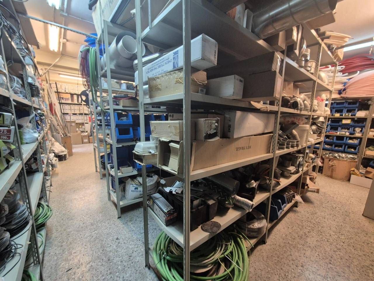 Premises for sale in  Barcelona Capital