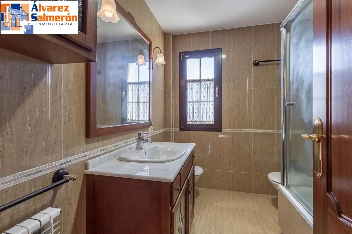 Casa con jardín en venta en Calle MARIANA PINEDA, imagen 34