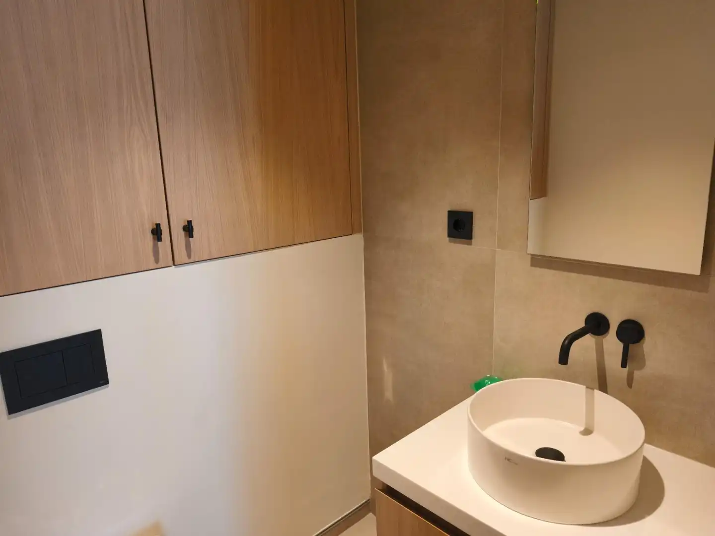Badezimmer von Wohnung zur Miete in Málaga mit Klimaanlage, Heizung und Terrasse